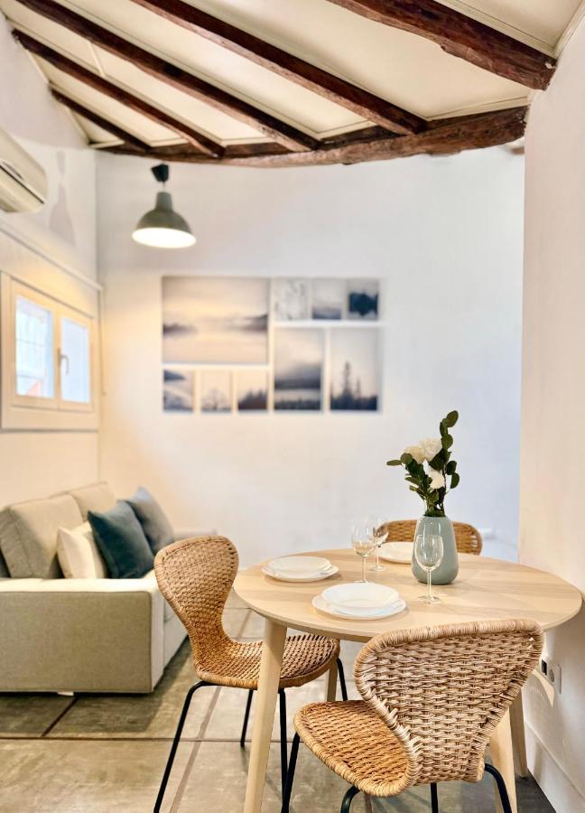 Charming Tirso De Molina IV Apartment Madrid Exterior photo